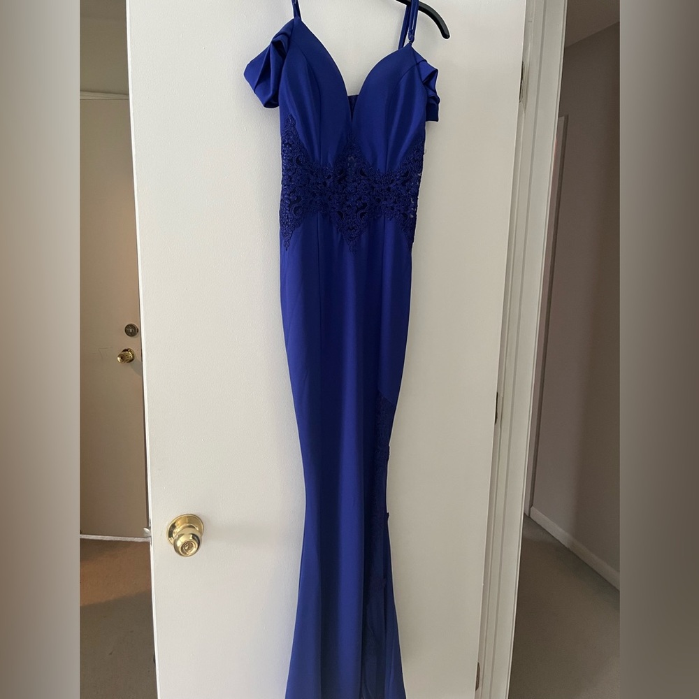 Periwinkle evening dress - Picture 5 of 10